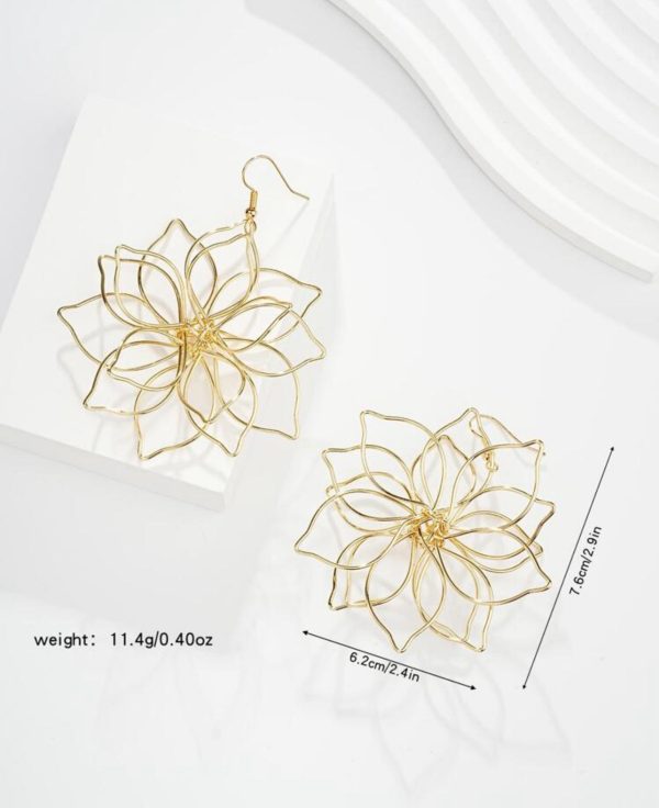 Bohemian Style  Floral Pendant Earrings For Sale